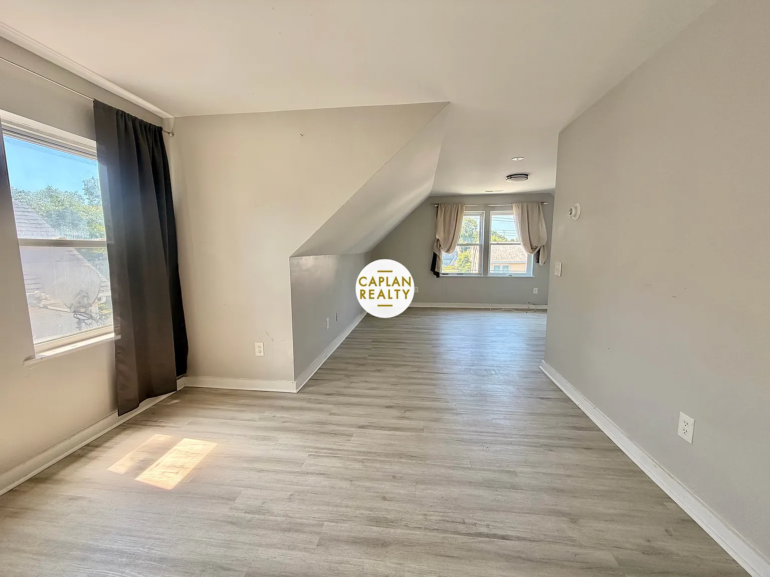 2 bed, 1000 sqft, $1,700 — Photo 4
