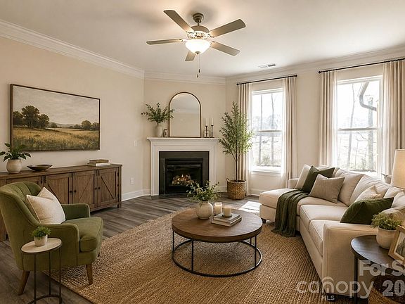 2nd image of 109 Spring Holw