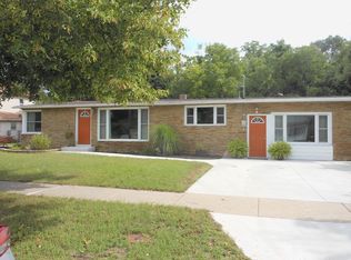 202 N Lake Ave, Spring Lake, MI 49456