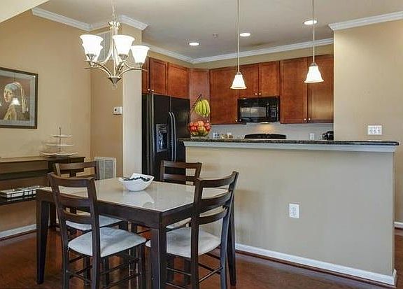 5th image of 15216 Rosemont Manor Dr