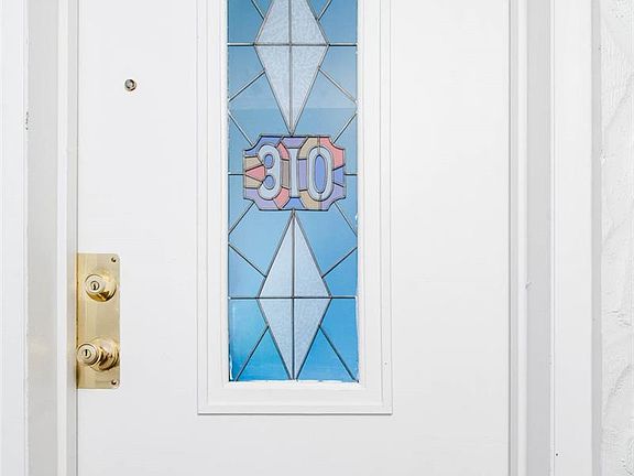4th image of 1350 Josephine Street #310