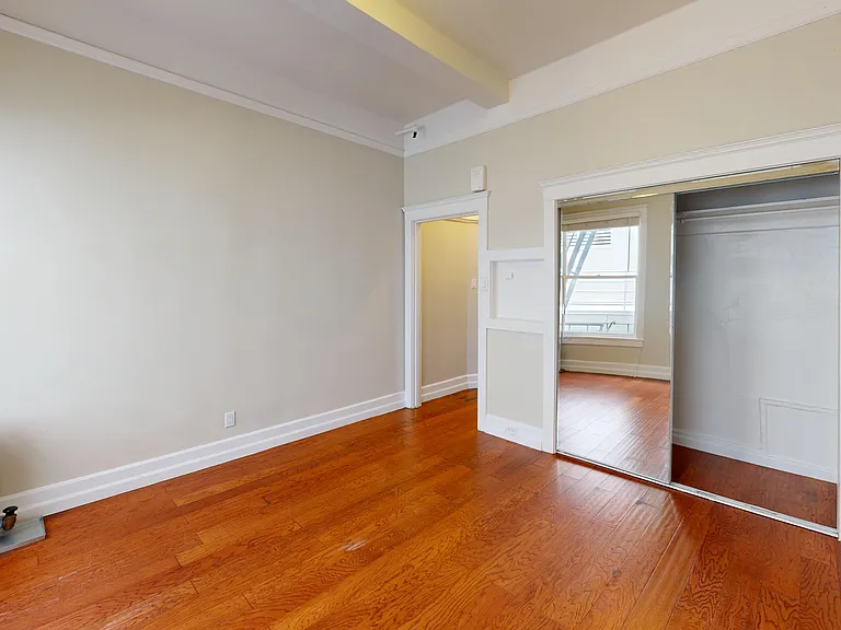 124 Mason Street — Photo 2