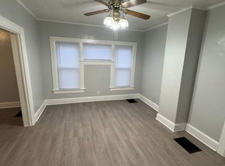 219 W 15th St, Davenport, IA 52803