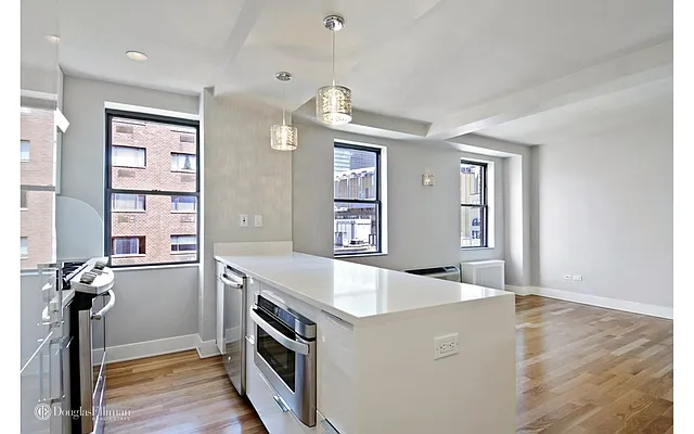 Rented by Douglas Elliman | media 22