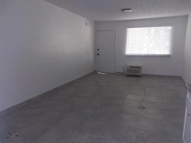 7116 Milwood Ave #41 — Photo 2