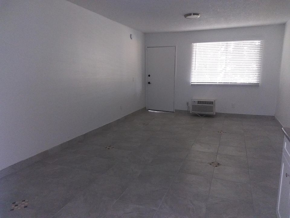 1st image of 7116 Milwood Ave #41