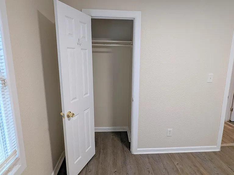 850 Mildred Pl NW — Photo 13