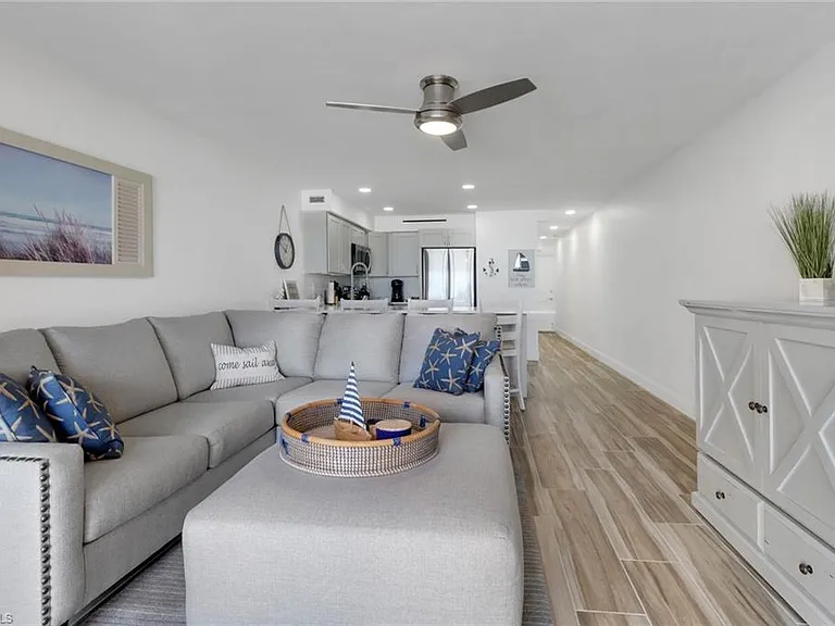 25850 Hickory Blvd #102 — Photo 3