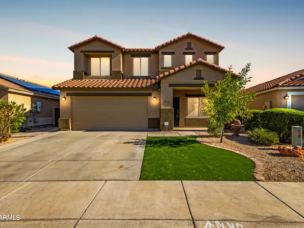 25813 W CROWN KING Road, Buckeye, AZ 85326