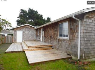 1638 S Edgewood St, Seaside, OR 97138