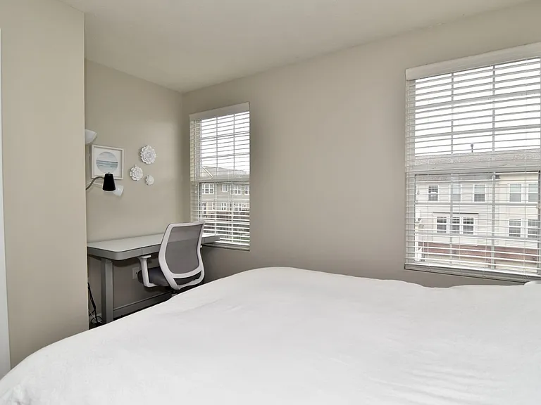 6470 Park Pointe Ct — Photo 40