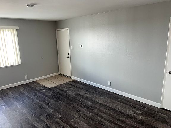 3rd image of 1109 Haddon Dr APT 2