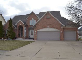 53601 Hubs Ln, Chesterfield, MI