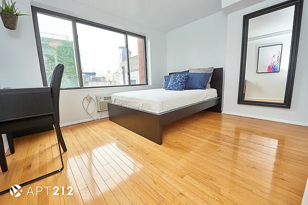 Rented by APT212 INC | media 20