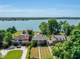 9230 Dwight St, Detroit, MI 48214