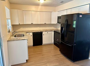 425 Thomas St, Sebastian, FL 32958