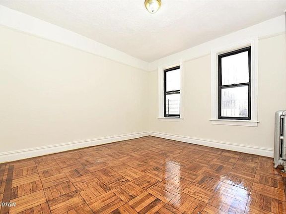 3rd image of 1717 Walton Ave APT 1B
