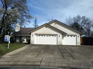 1300 Carla Cir, Redding, CA 96003