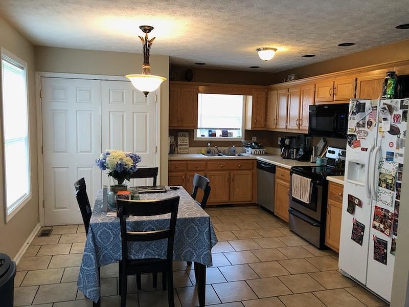2nd image of 2465 Rafiki Dr