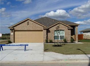 217 Pack Horse Dr, Bastrop, TX 78602