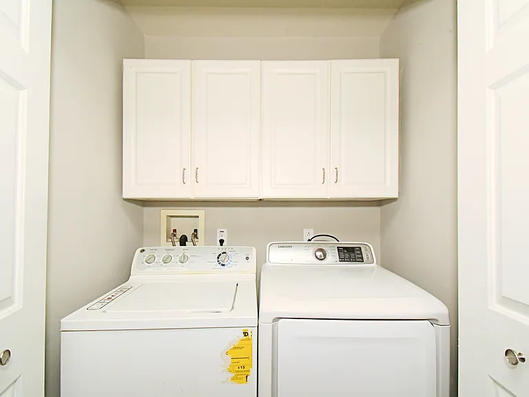 18 Norsham Way #1 — Photo 3