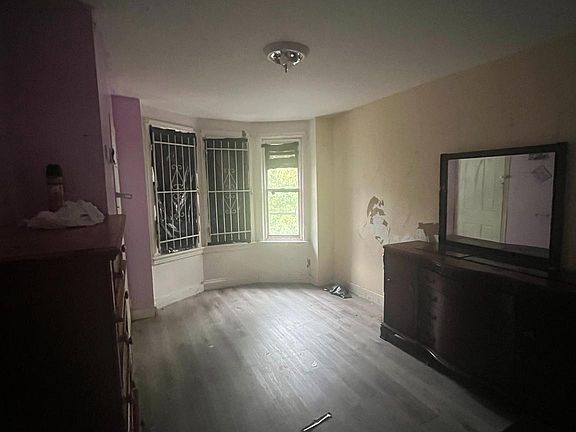 3rd image of 2621 N 11th St
