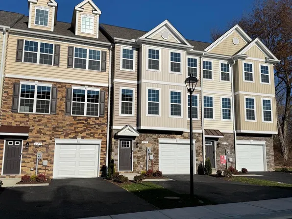 225 Sullivan Ln, Prince Frederick, MD 20678