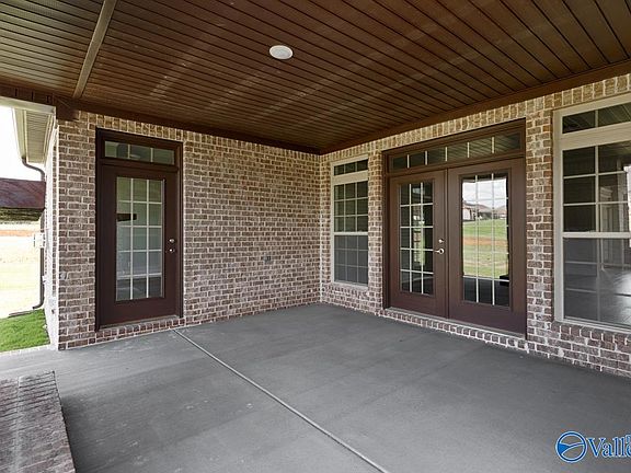 5th image of 107 Naismith Dr
