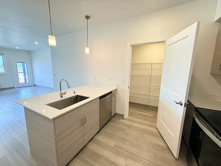 Dan Apartments! — Photo 17