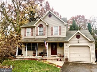 1069 Almond St, Vineland, NJ 08360
