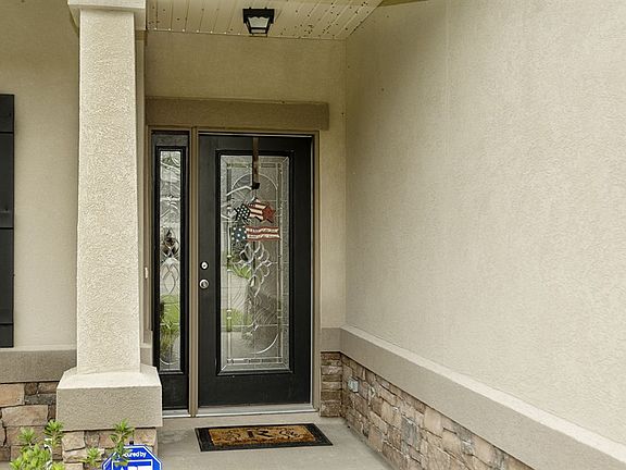 2nd image of 345 W Adelaide Dr