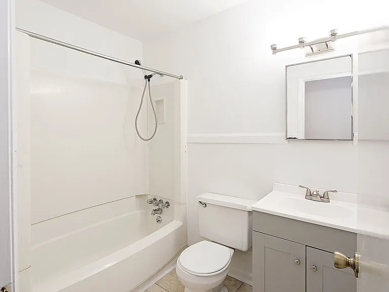 205 Saint Ives Rd — Photo 18