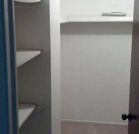 5th image of 20945 Sherman Ave #10
