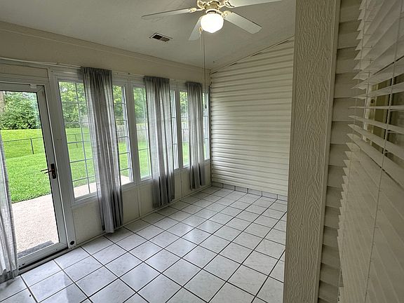 4th image of 6135 Woodmill Dr
