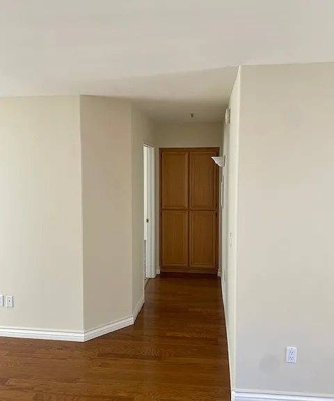 15033 Dickens St #202 — Photo 2