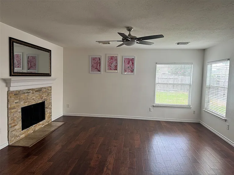 9735 Beckwood Post Dr — Photo 3