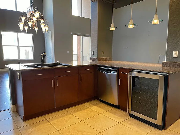 56 E Serene Ave #425 — Photo 8