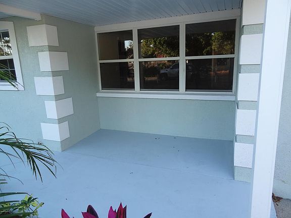 5th image of 601 Dianne Dr