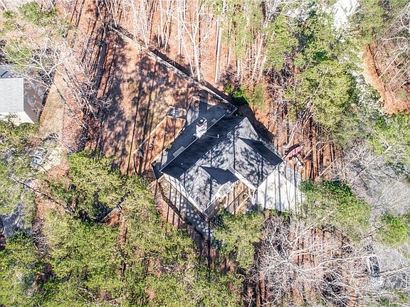 Image 3: Aerial View of the Property
