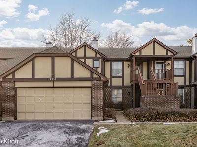 378 Sandhurst Cir APT 7, Glen Ellyn, IL, 60137