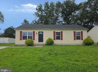 341 Rainbow Ln, Vineland, NJ 08360