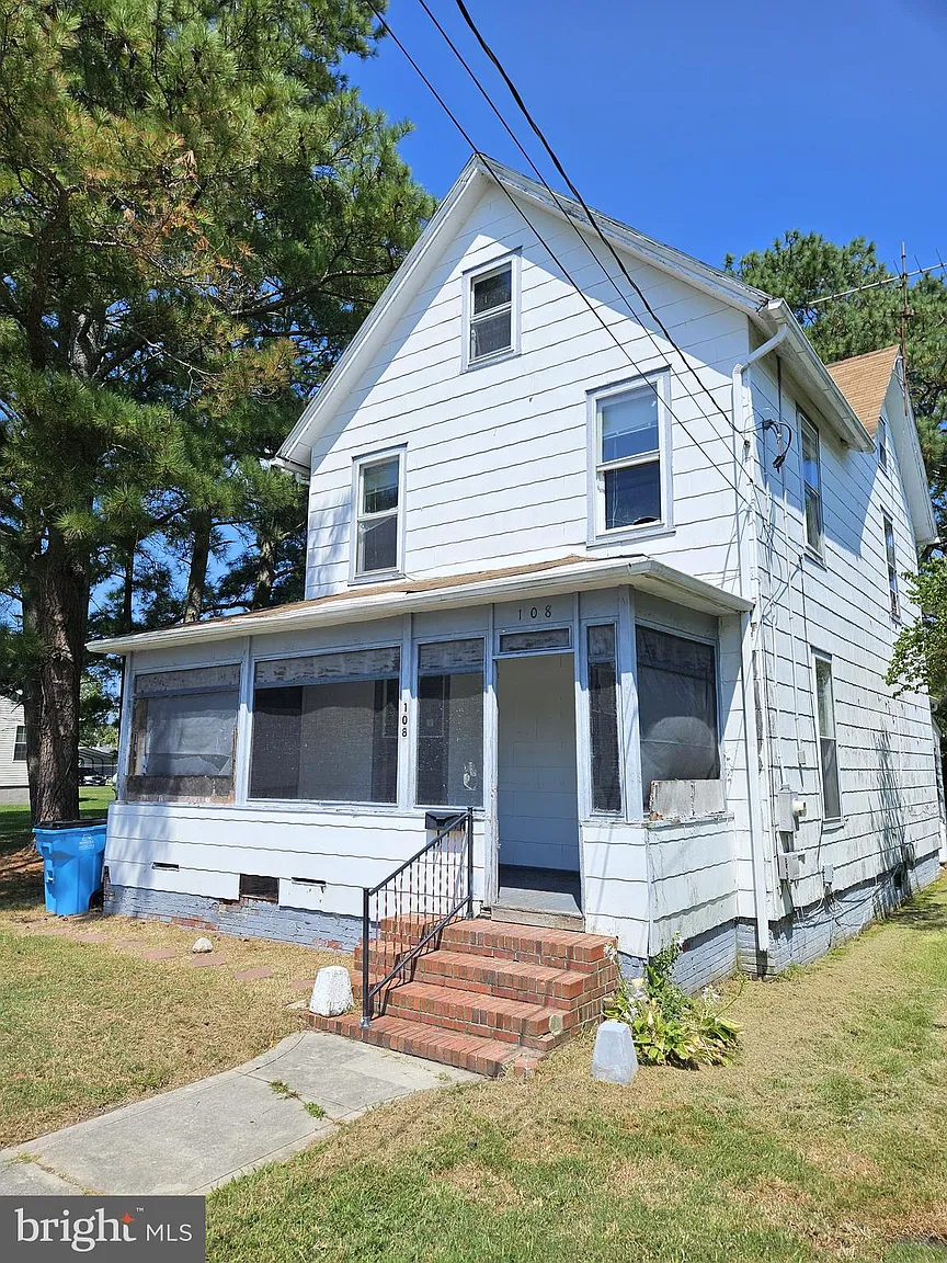 108 W Chesapeake Ave photo 1