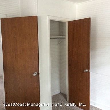 5th image of 2916 E 29th Ave