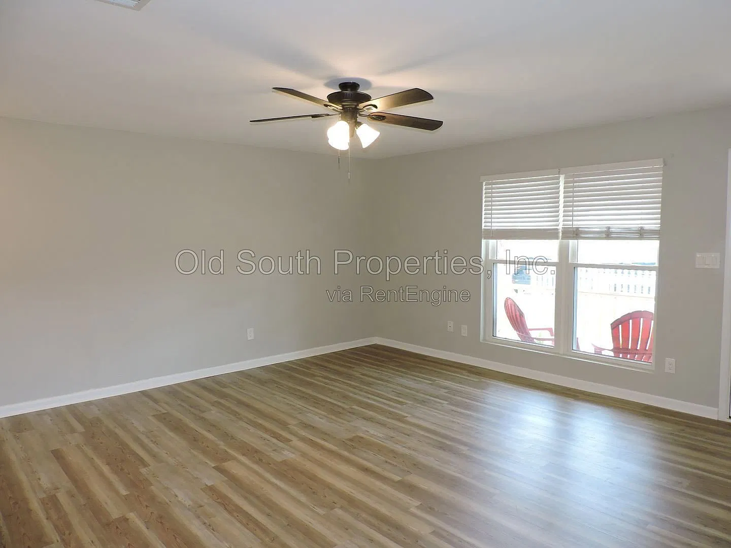 3 bed, 2.0 bath, 1104 sqft, $1,600 — Photo 4
