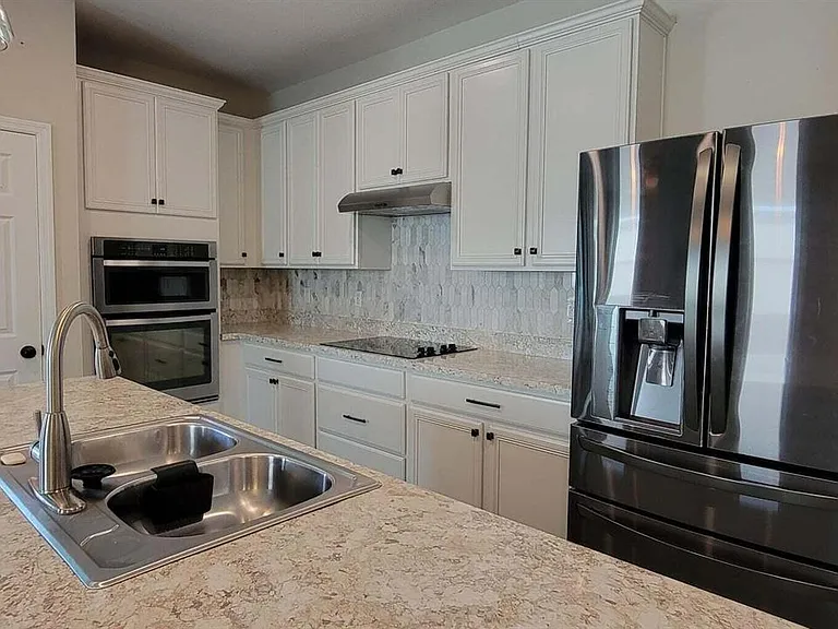 5355 NW Pine Trail Cir — Photo 2