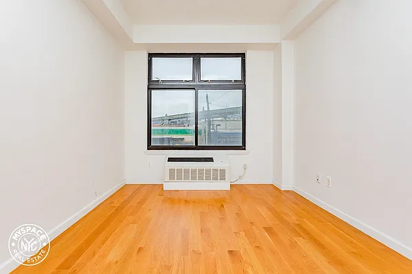 Rented by MySpaceNYC | media 31