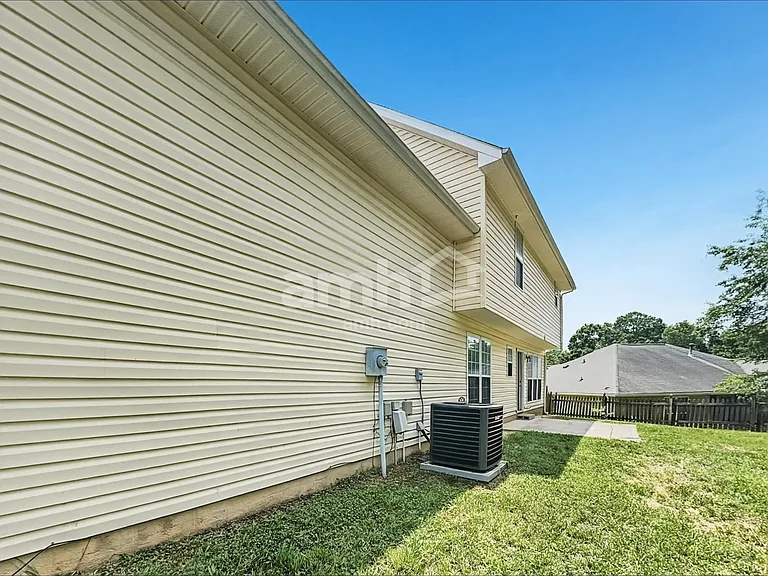 12627 Waterfall Pl — Photo 19