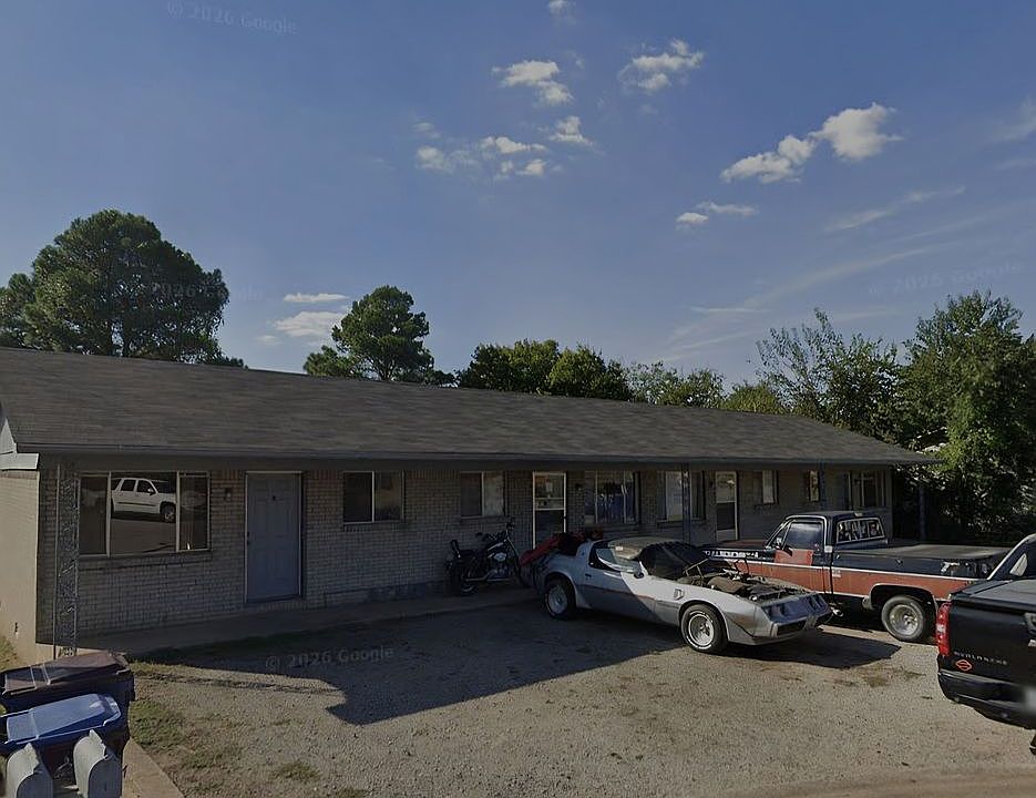 1st image of 7916 Thayer Dr