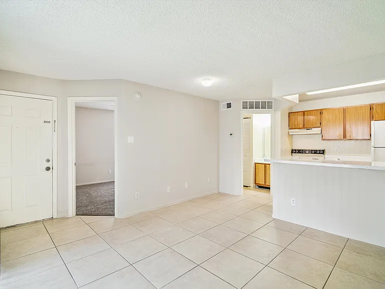 Latigo 27 — Photo 74