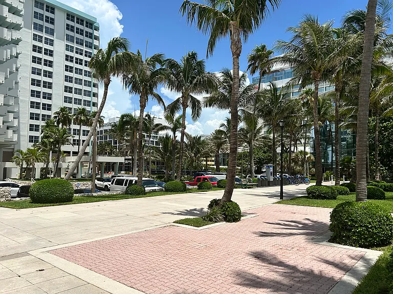 2899 Collins Ave #604 — Photo 10